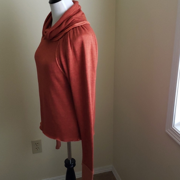 Free People Lua Pullover - Picture 4 of 7